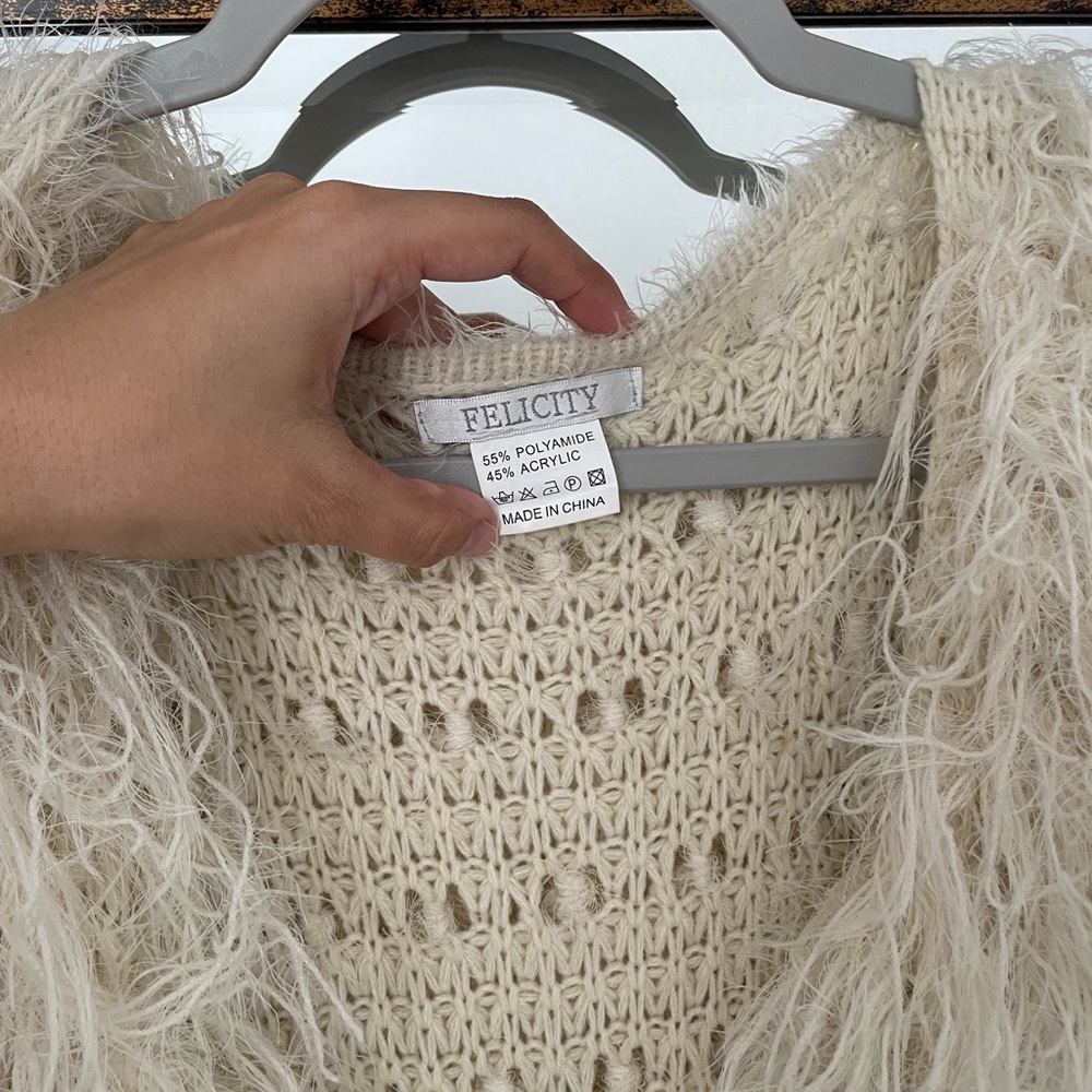 Felicity Ivory Shaggy Faux Fur Vest | One Size | Boho Festival Layering Piece - Picture 3 of 4